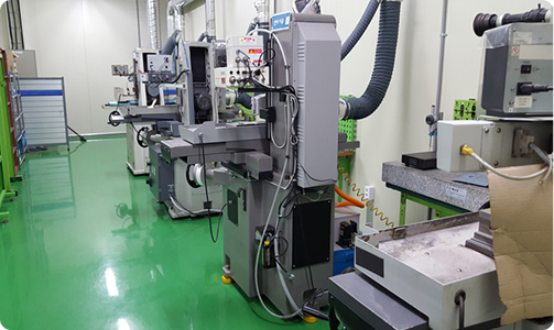 Mold Technology 작업현장 이미지3